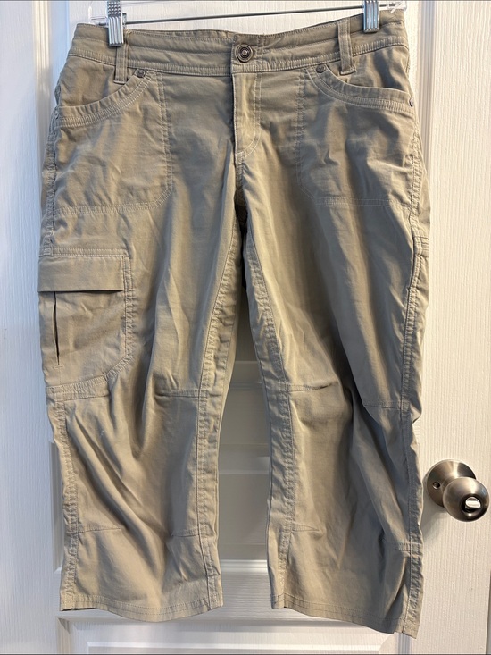 Kuhl Other - Kuhl Women’s Khaki Cargo Capri Pants - Light Tan